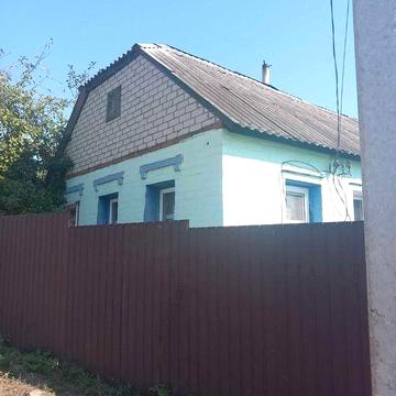 В Люботине продается дом