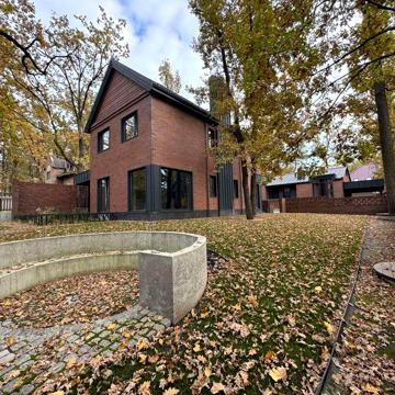 Продаж Будинку в закртитому КМ ОАК  Grove Town
