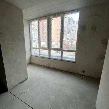 2 Кімнатна простора квартира! ЖК Моложідний