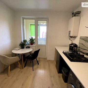 Продаж 1к Квартира вул. Ярослава Мудрого ЖК Именно тот