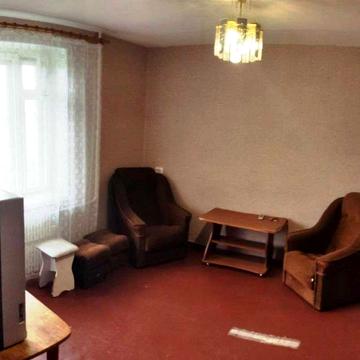 Оренда квартири на Дружбі біля Варусу.