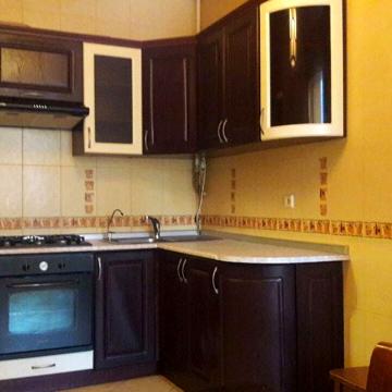 Продаж 2-кімнтної квартири в центрі міста.