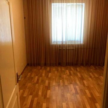Продаю 2-х комнатную квартиру, 17 кв-л, м. р-н Косыгина