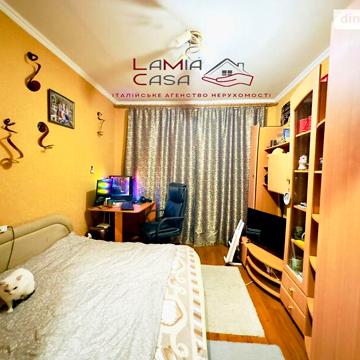 Продажа 3к квартира Ентузіастів вулиця