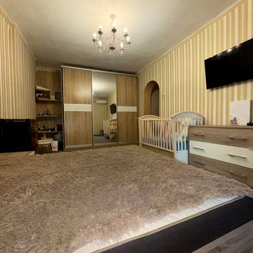 Продам квартиру с ремонтом, просп. Ивана Мазепы (низ)