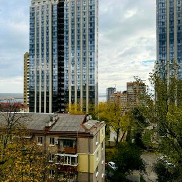 Героїв Крут вул. (Фурманова), 10