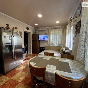 Продаж 2к Дім Спартака вулиця