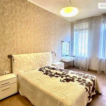 Продаж 6к Квартира вул. Мироносицька