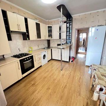 Продам  квартиру Ул Головковская