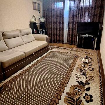 Продаж 3к Квартира вул. Лазурна