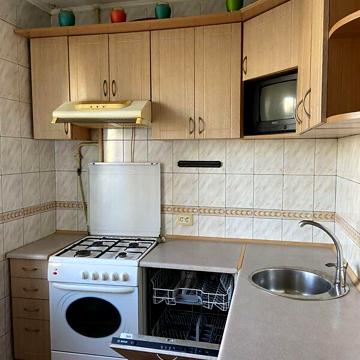 Продаж 3к Квартира Освіти (Червоноармійська) вулиця