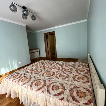 Продаж 3к Квартира Рєпіна вулиця