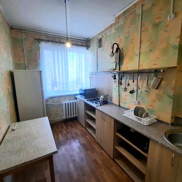 Соборний просп. (Леніна), 222