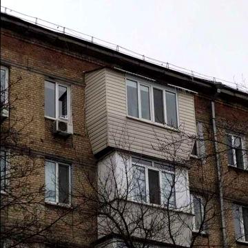 Продаж 3х.кв. м. Київ. Дніпровський р-н вул.  Леоніда Каденюка,3