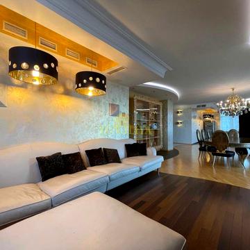 6-ти комн. ул. Зверинецкая 59 в ЖК “Триумф”!