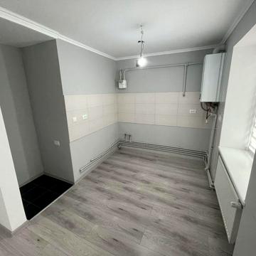 Продам квартиру у центрі Снятина