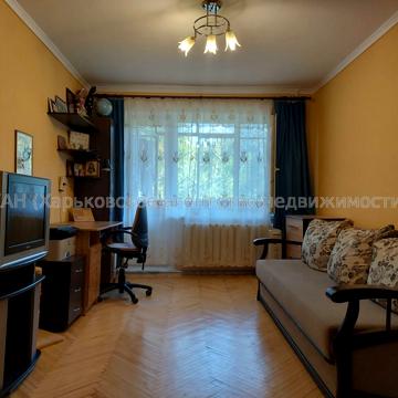 Ньютона вул., 129Б