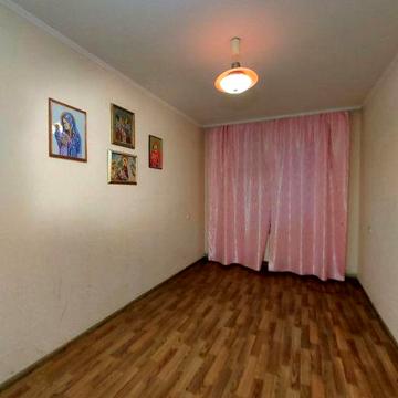 Продається 4-кімн. квартира на 2 поверсі з АГВ