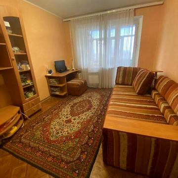 Продаж 2к Квартира вул. Гідності