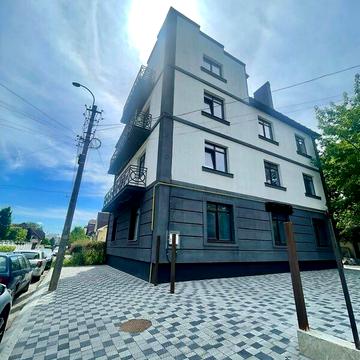 Продаж 3к Квартира Сірика вулиця