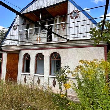 Продам дачний будинок