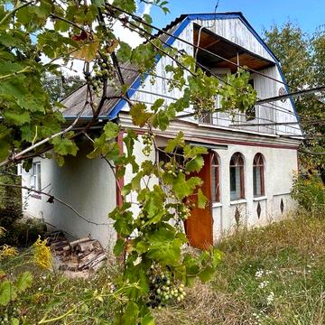 Продам дачний будинок