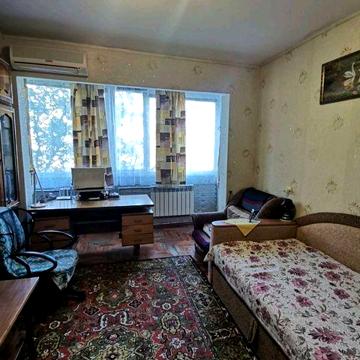 Продам 4к кв Осипенковский р-н