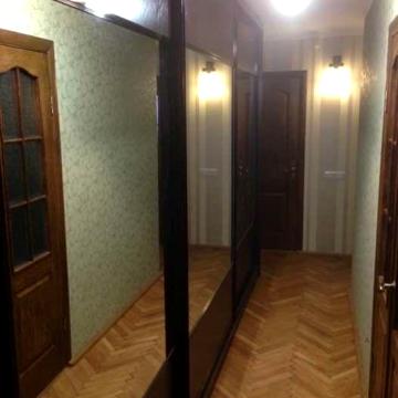 Продаж 3х кімнатноі квартири по вул. Суботівській від власника