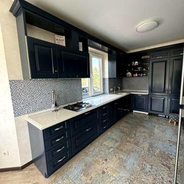 Продаж будинку в передмісті Києва! 298м2