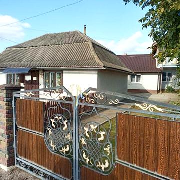 Будинок в с.Воронів