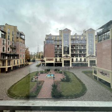 Професорська вул., 4