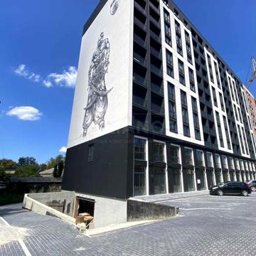 Простора 3х кімнатна квартира в центрі міста по вулиці Бельведерська. ЖК Квартал №5