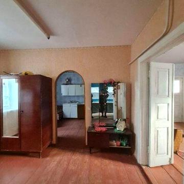 Продається будинок в районі кірпічного