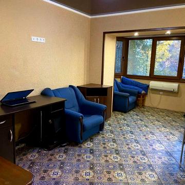 Продається 1 кімнатна квартира студія .