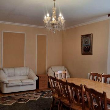 Оренда будинку с. ГАТНЕ. Крюковщина. Вишневе