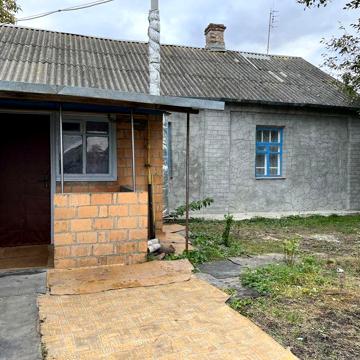 Продожа частина будинку