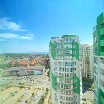 Продам двухкомнатную с ремонтом Острова ЖК Острова