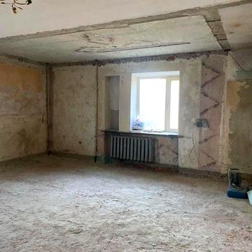 Продаж 2 кімнатної квартири під ремонт !!!