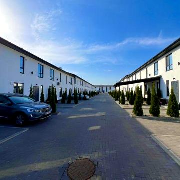 Документи на руках! Будинок зданий. Власник: 47м2 з паркомісцем ЖК Aura Village