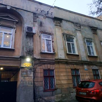 Новосельського вул., 17