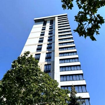 Продаж 3к Квартира Набережна Перемоги вулиця