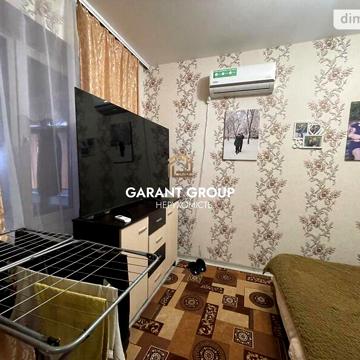 Продаж 1к Квартира Середня вулиця
