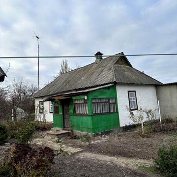 Продається затишний будинок в с. Олишівка