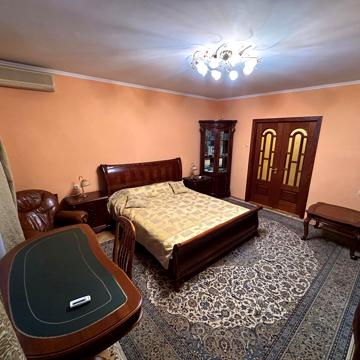 Лесі Українки бульв., 9В