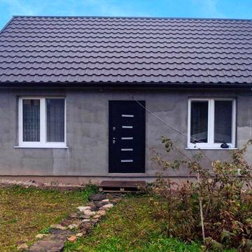 Продається затишний будинок 2021 року.