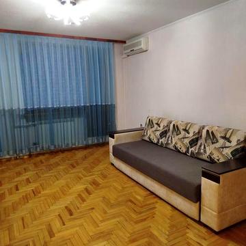 Продається квартира