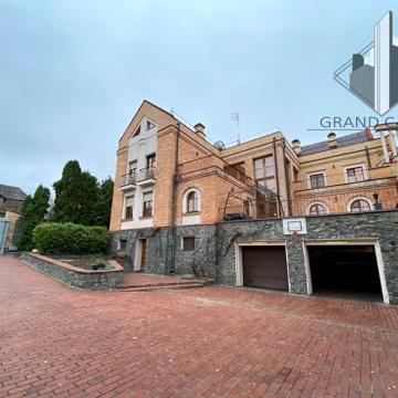Красицького вул., 42