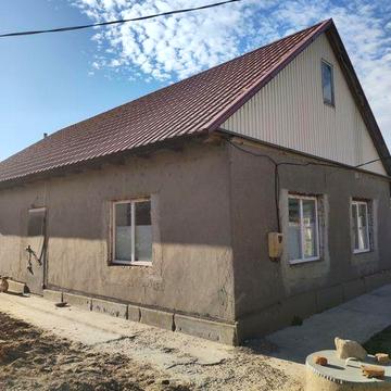 Продам дом в с.Озерном