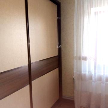 Продаю  2комн изолир квартиру р-н дрп с мебелью и техникой. ЖК Осбб