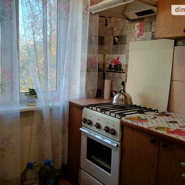 Довгострокова оренда 2к Квартира Квітки Цісик (Корольової Гулі) вулиця